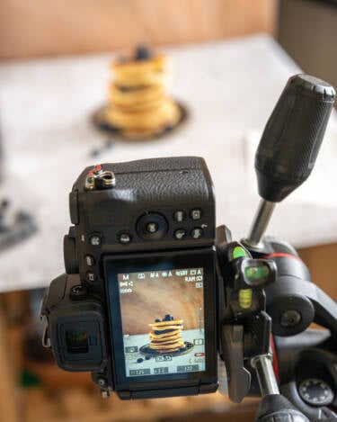 Nikon magazine - Using bokeh for mood with the NIKKOR Z DX MC 35mm f/1.7