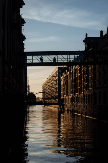 Nikon magazine - Antonia Thomsen  low-light and street nights