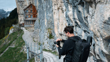 Nikon magazine - vertical video with Memories from Abroad