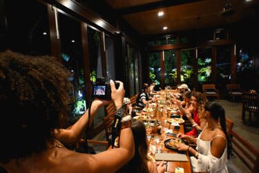 Nikon magazine - portraits with friends 
